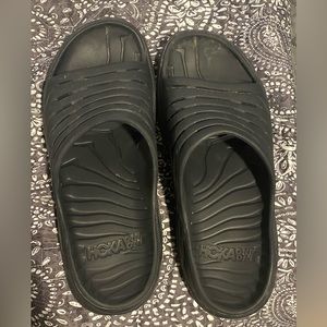 Mens Hoka recovery slides - used good condition